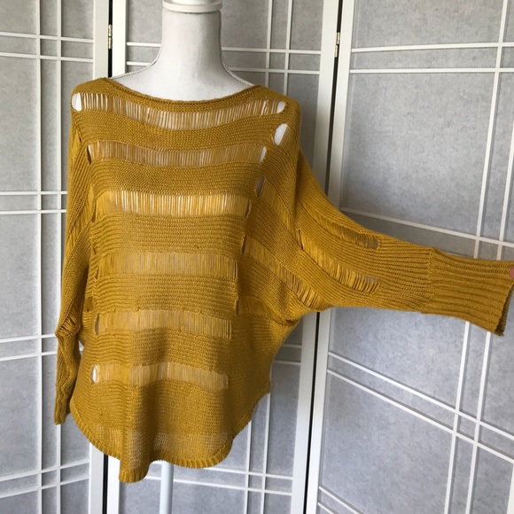 NWOT🌟Open Crochet Mustard Sweater - Picture 7 of 8